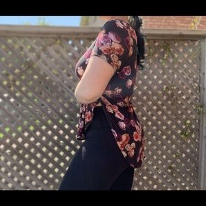 Wilfred Aritzia Floral Tee